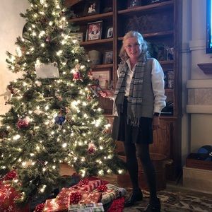 Meet your Posher, Deborah